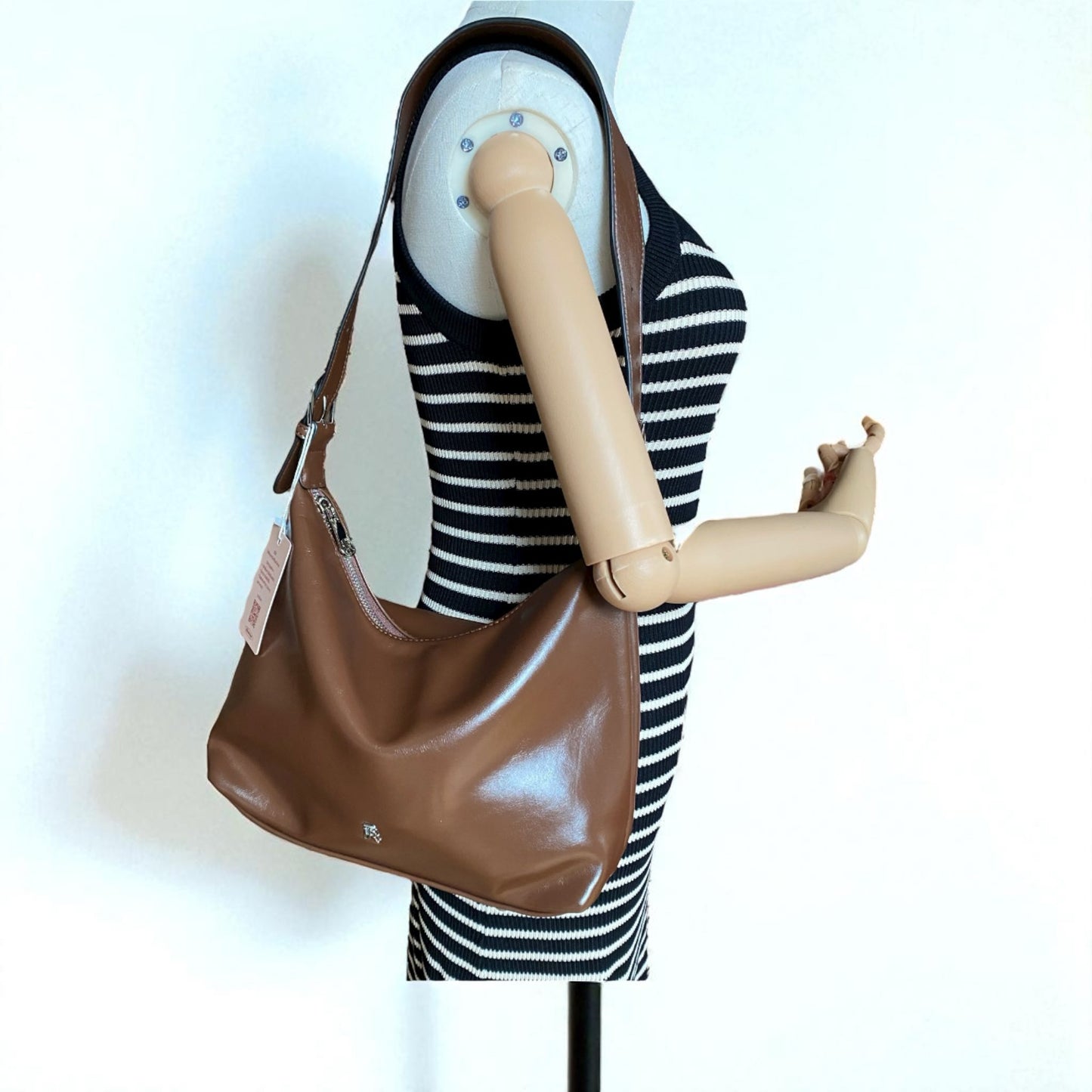 Shoulder and cross body bag (adj.)