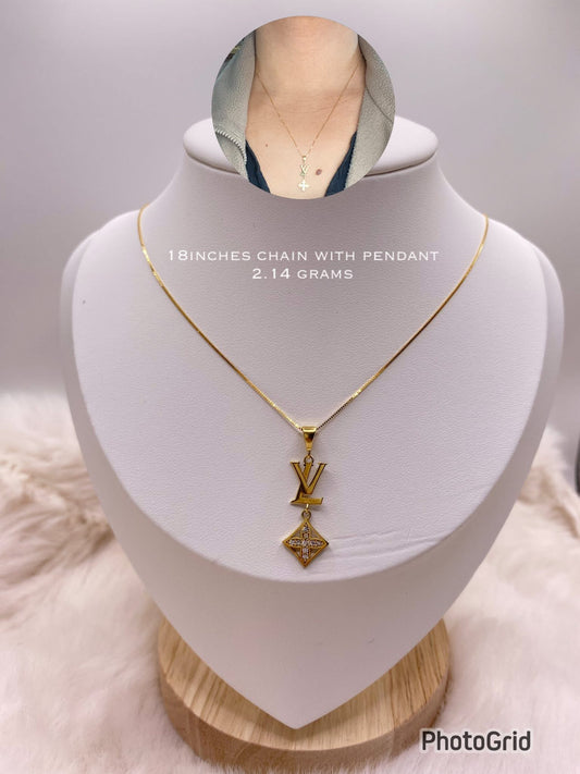 18k necklace with pendant