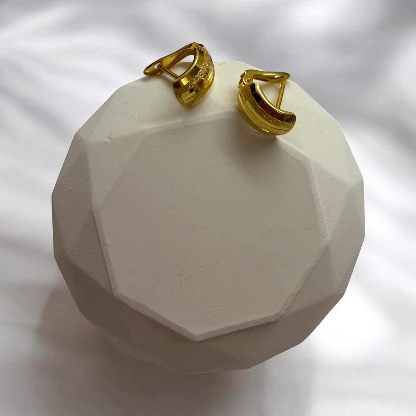 clip earrings